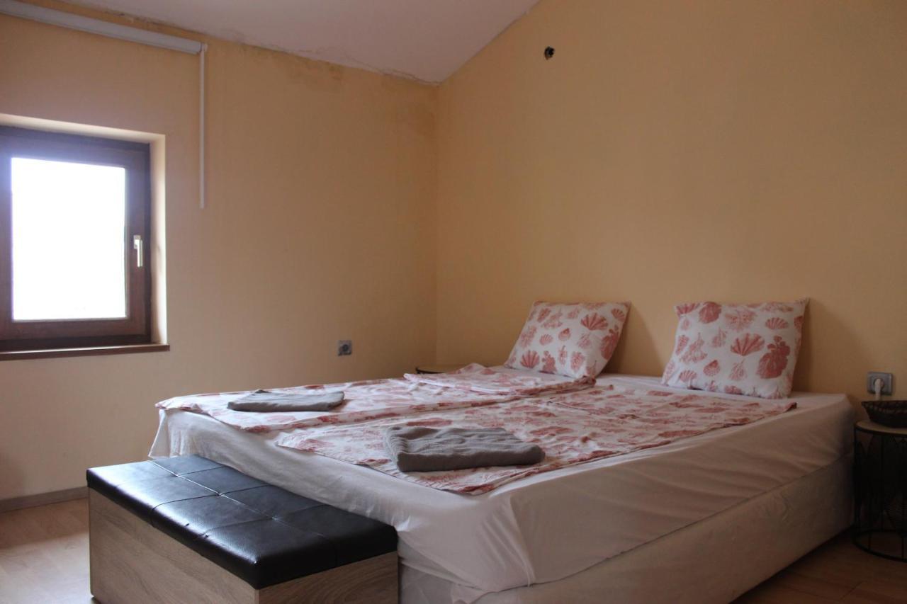 סופיה Vitoshka Biggest Apartment מראה חיצוני תמונה